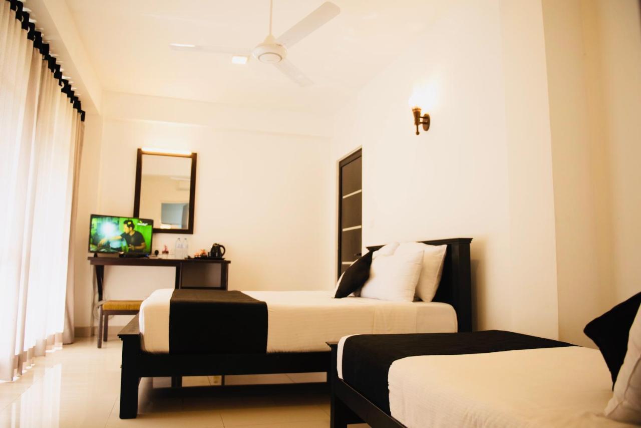 Hotel 49 Ella Extérieur photo